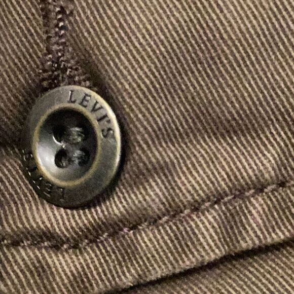 NWT Levi’s Shorts Mens 36 Cargo 6 Khaki Olive Green - Picture 11 of 12